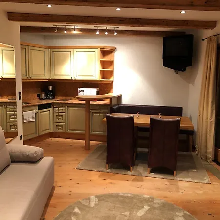 Wunderschoene Wohnung Am Hahnenkamm Kitzbuhel Exterior photo