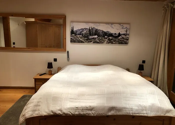 Wunderschoene Wohnung Am Hahnenkamm
