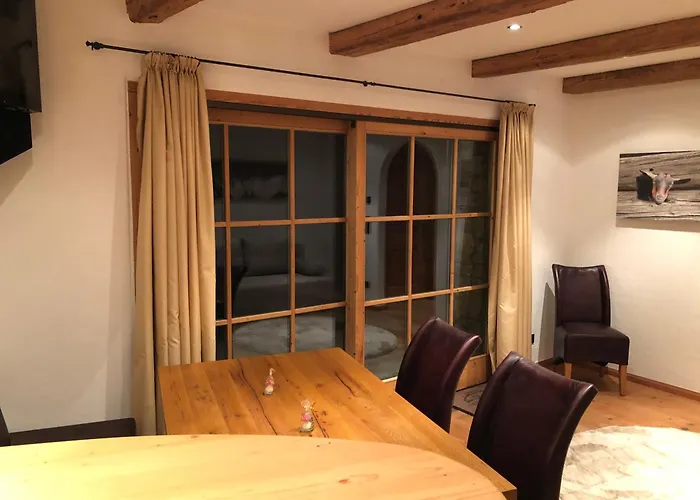 Wunderschoene Wohnung Am Hahnenkamm